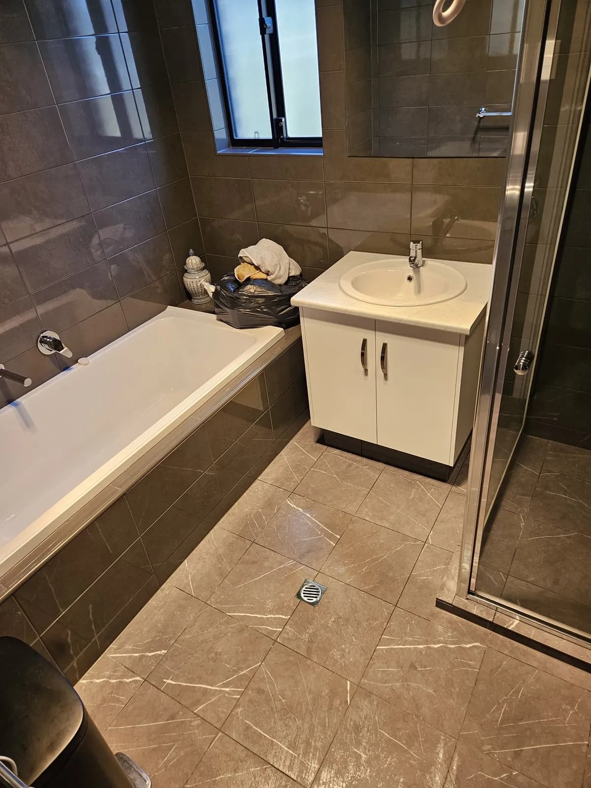Detailed toilet and bathroom floor